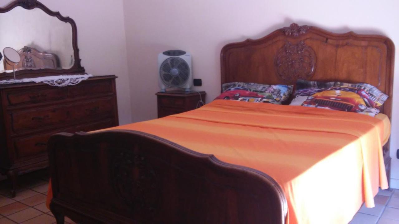 A Ca Do Battimuss Hotel Breccanecca Buitenkant foto